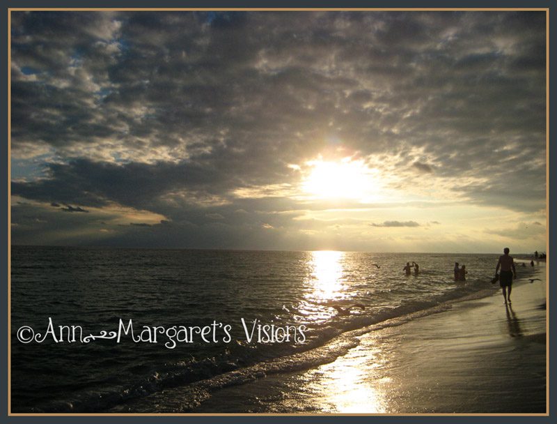sunset-beach-seagulls